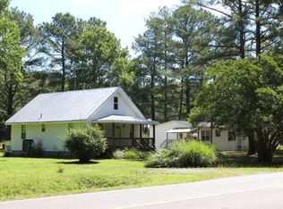 1239 Tabernacle Rd, Mathews, VA 23109