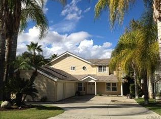 22200 Village Way Dr, Canyon Lake, CA 92587