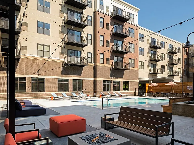The Shoreham Apartments — Photo 20