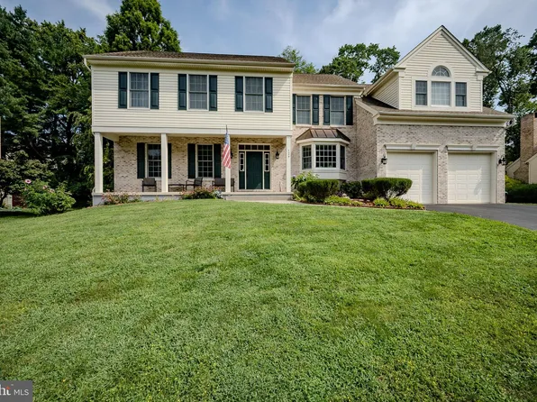 129 Fairhill Dr, Wilmington, DE 19808