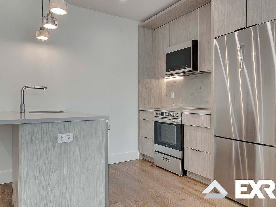 1st image of 150 Erasmus St #102