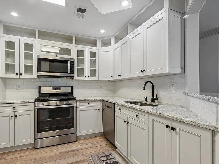 346 Mayfair Pl — Photo 8