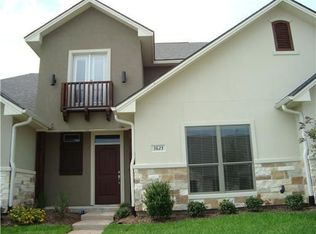 3823 Blackhawk Ln, College Station, TX 77845