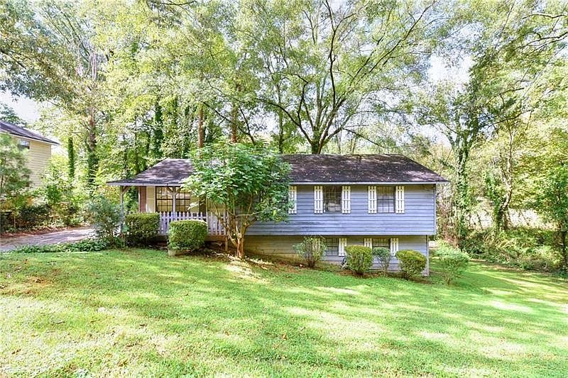 1st image of 2634 Linnwood Dr SE