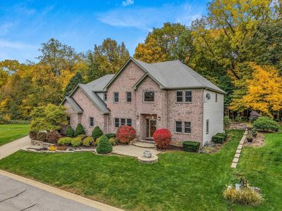 (Undisclosed Address), Sugar Grove, IL, 60554