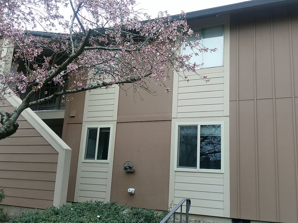 2nd image of 12642 NW Barnes Rd APT 5