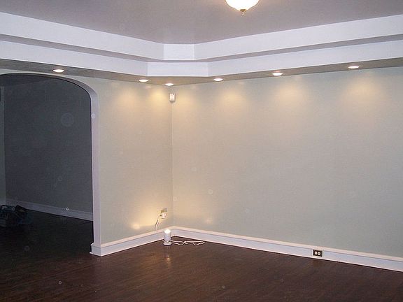  Living Room - view 2