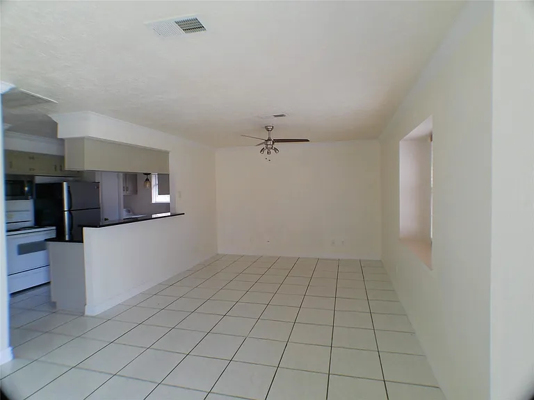 6350 Crestside Dr — Photo 1