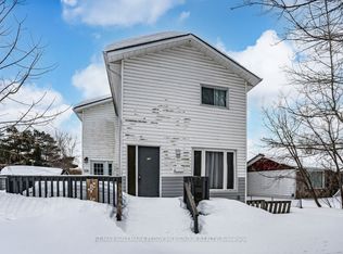 126 Robert St E #2, Penetanguishene, ON L9M 1J2