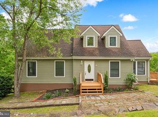 137 Grapevine Ct, Gore, VA 22637