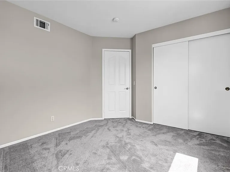 3 Alberta — Photo 24