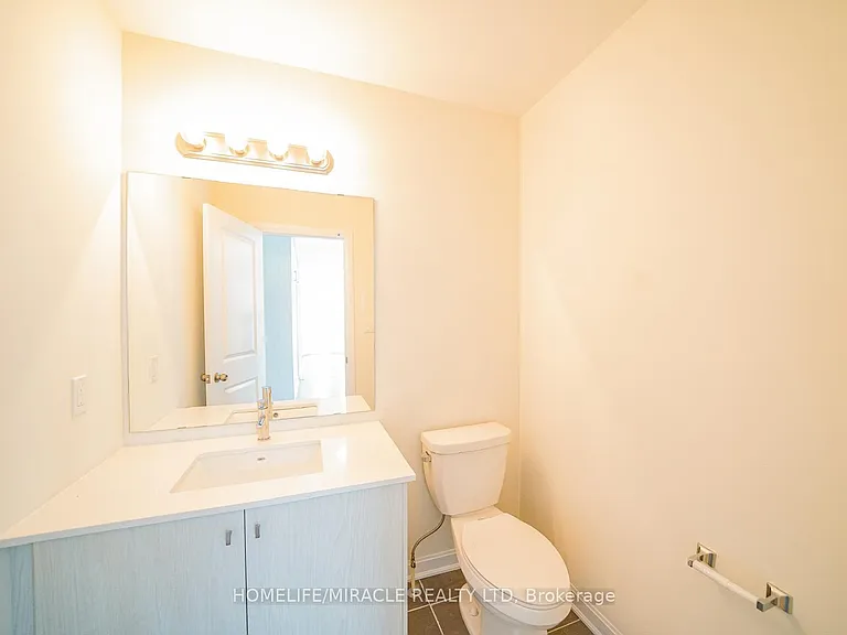 33 Country Club Dr — Photo 19