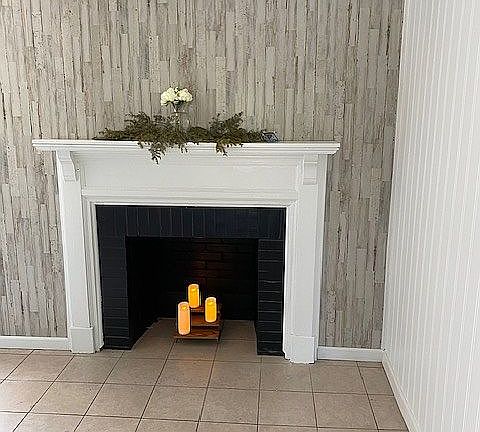 5th image of 230 Stowe Ave