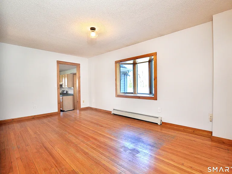 90 Niles Rd — Photo 14