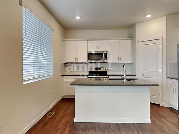 3rd image of 11631 Cody Ridge Dr
