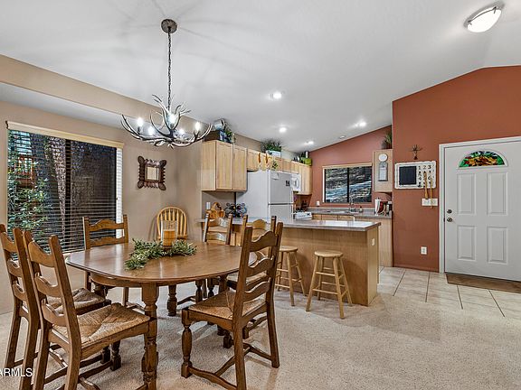 5th image of 1265 E COUGAR Street