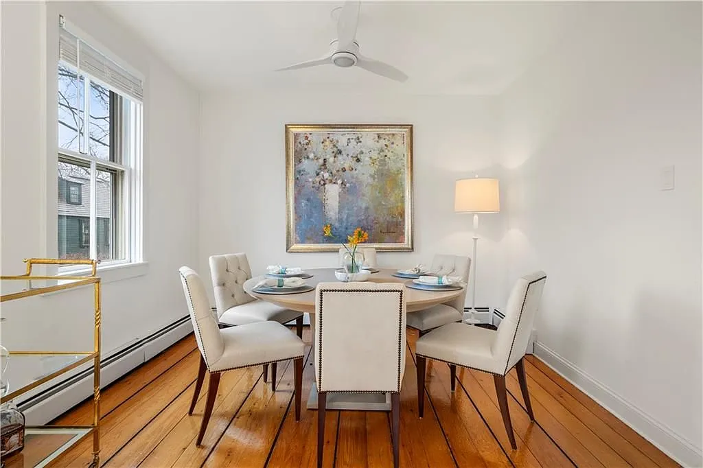 3 bed, 2.0 bath, 1471 sqft, $3,750 — Photo 4