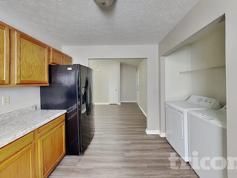 7112 Spurrington Cir — Photo 6
