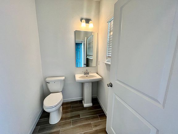 4th image of 434 Boracay Cir
