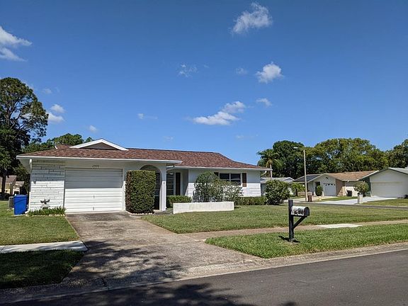 2nd image of 2970 Huntington Ct