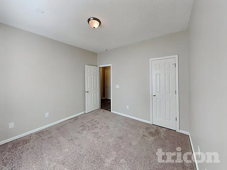 110 Fawnhill Ct — Photo 19