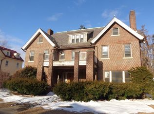 54 Randolph St, Springfield, MA 01108
