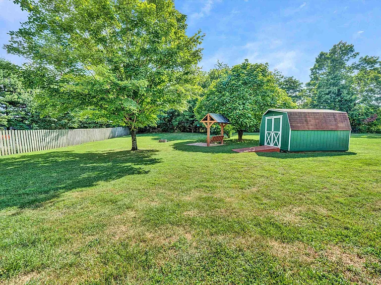 215 S Hill Dr #1 — Photo 6