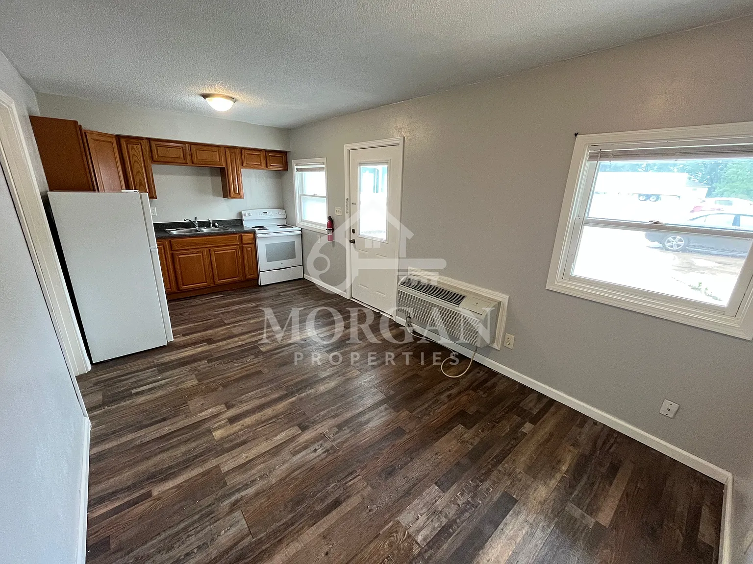 1361 South State Road 3 - Hartford City - 5 — Photo 2