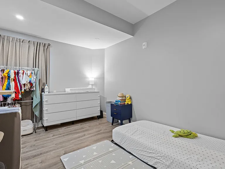 120 Pitman St #1 — Photo 12