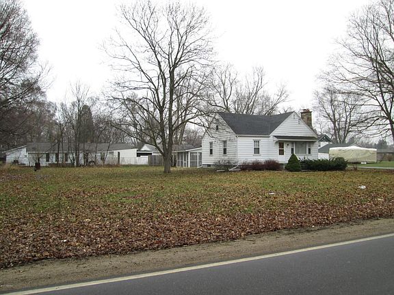 3rd image of 180 Collier Ave