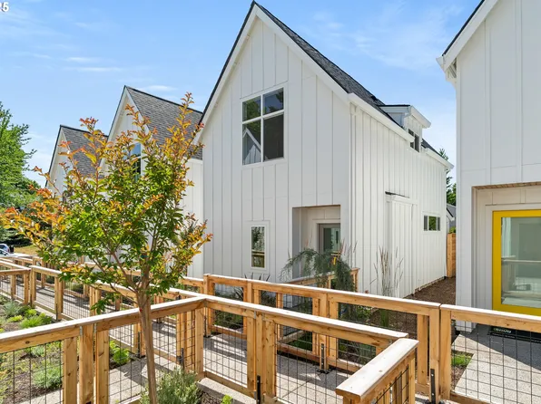 2291 N Humboldt St, Portland, OR 97217