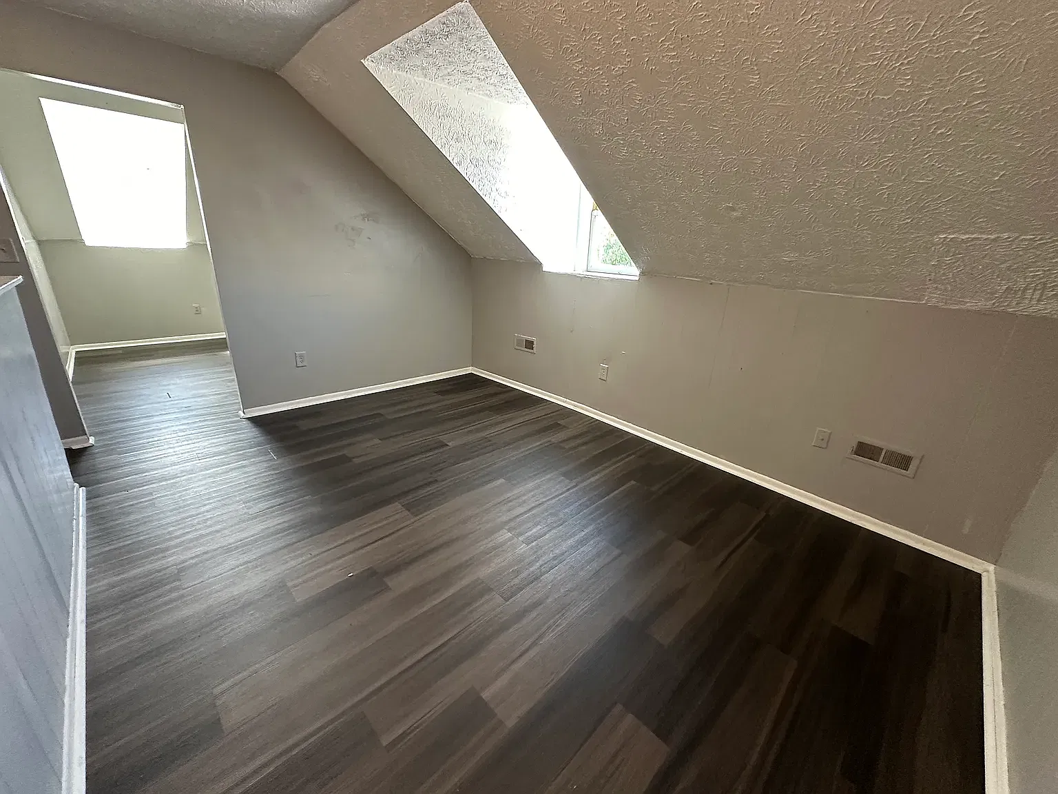 2037 Madison Ave — Photo 2