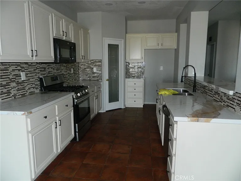 16175 Blue Haven Ct — Photo 1