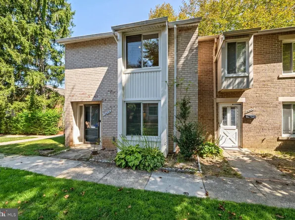 9509 Marston Ln, Gaithersburg, MD 20886