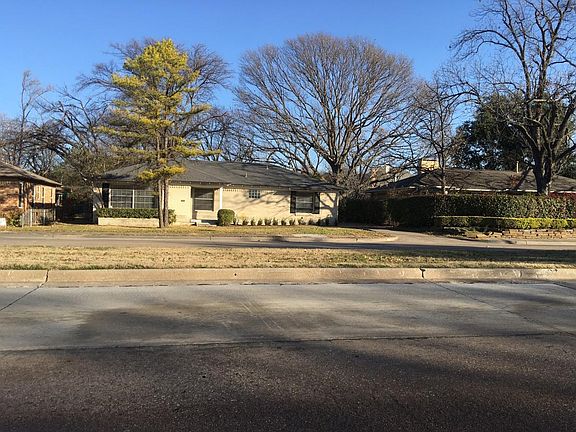 2nd image of 6521 Walnut Hill Ln