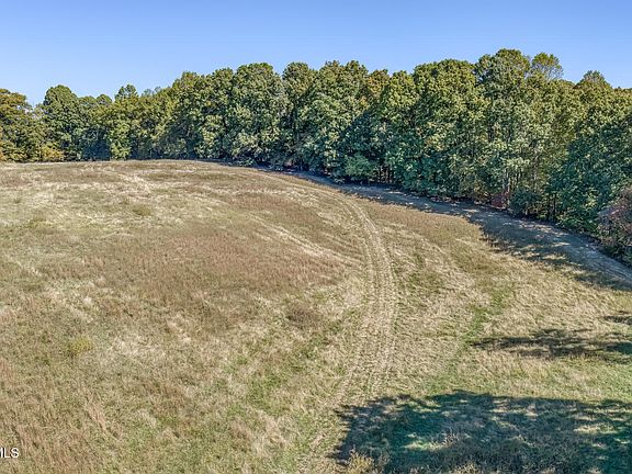 3rd image of 1520 Brittontown Rd