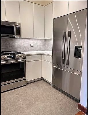 4th image of 305 E 63rd St APT 9E