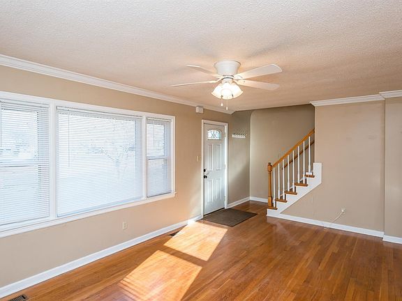 2nd image of 122 Saint Phillip Dr