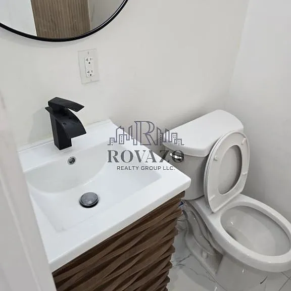 69 Brookdale Ave #3L — Photo 2
