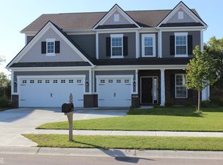 6887 Pine Vail Blvd, McCordsville, IN 46055