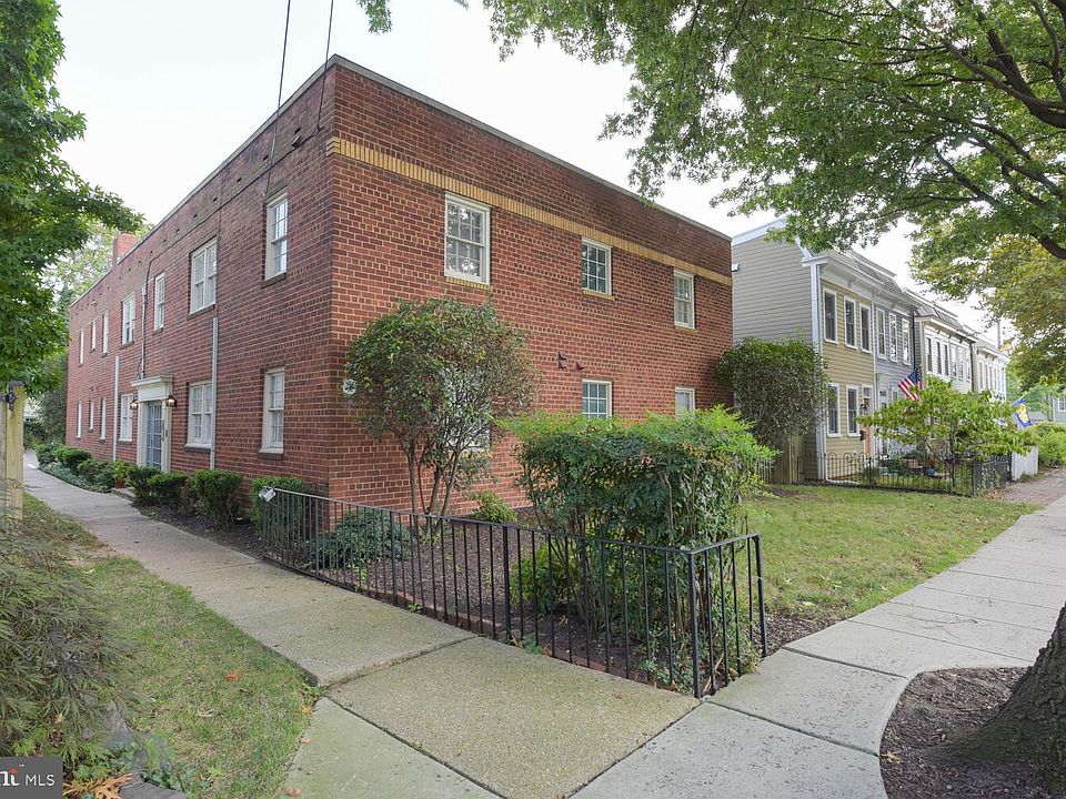 1st image of 415 N West St APT 4