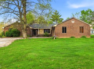 592 N 700 W, Greenfield, IN 46140