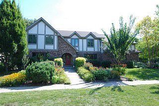 1st image of 616 Thornapple Dr
