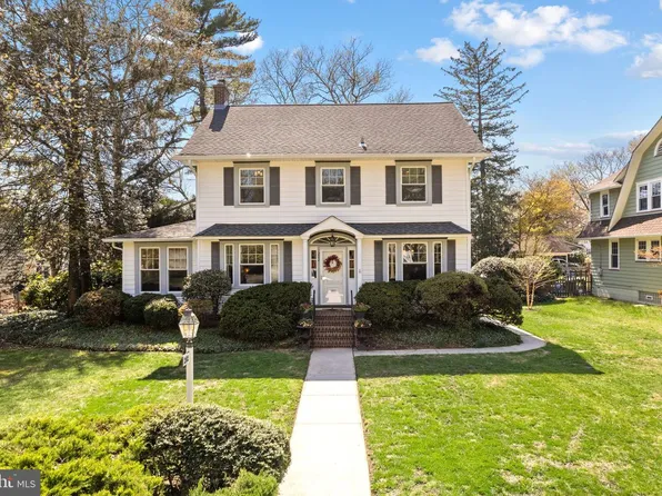 202 Linden Ave, Riverton, NJ 08077