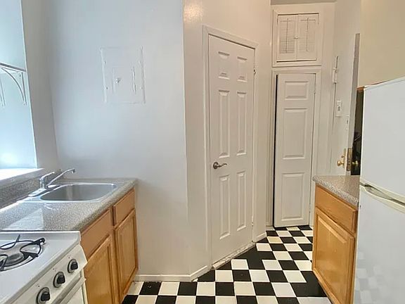 4th image of 1235 1st Ave APT 3
