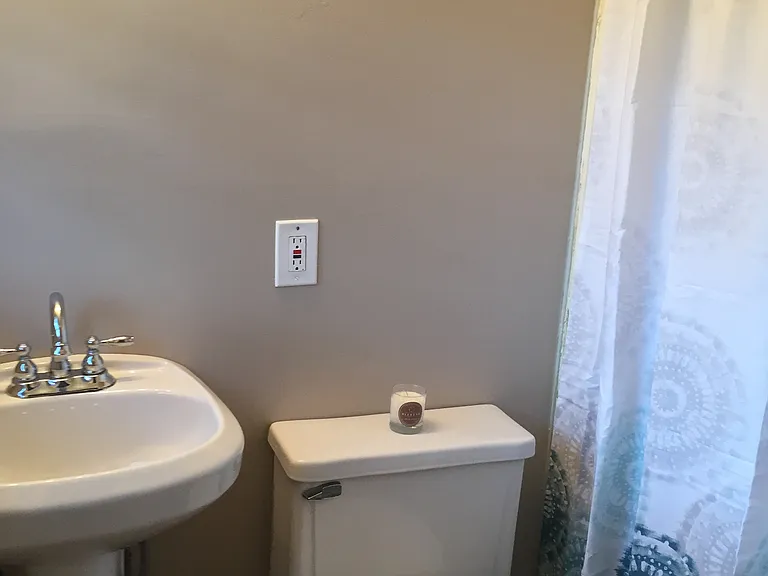 4160 Partridge Dr — Photo 8