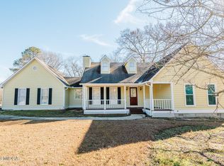 100 Dogwood Dr W, Macon, GA 31220