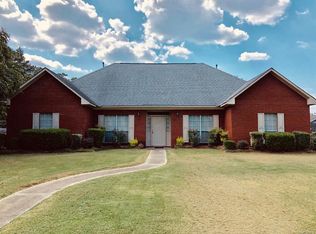206 S Burbank Dr, Montgomery, AL 36117