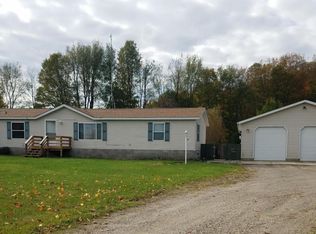 6407 McKendry Rd, Saranac, MI 48881