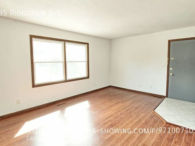 335 Ridgeview Ave — Photo 5